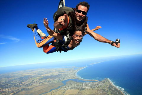 Skydive Great Ocean Road From Up To 15000ft - Inverell Accommodation 1