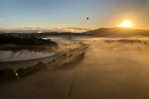 Balloon Flights In Geelong - Inverell Accommodation 1
