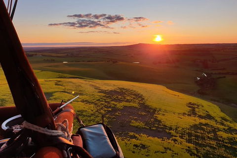 Balloon Flights In Geelong - Inverell Accommodation 8