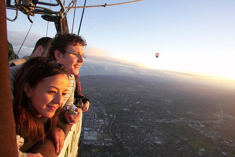 Balloon Flights In Northern Tasmania - Inverell Accommodation 0
