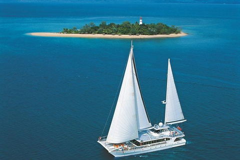 Wavedancer Low Isles Great Barrier Reef Sailing Cruise From Palm Cove - Inverell Accommodation 1