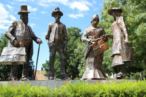 Dad, Dave, Mum And Mabel - Inverell Accommodation 1