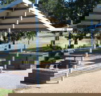 Point Hut Pond Park - Inverell Accommodation