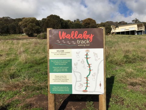 The Wallaby Track - Inverell Accommodation 0