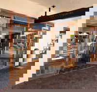 Van Rensburg Galleries - Inverell Accommodation