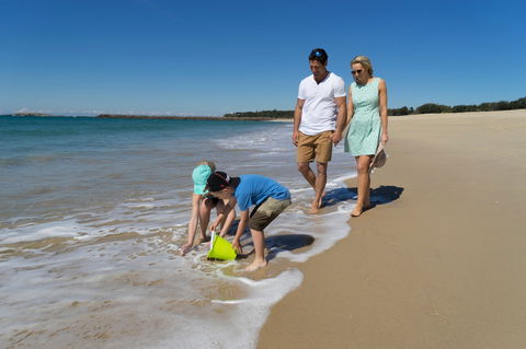 Blacksmiths Beach - Inverell Accommodation 0