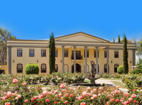 Barossa Chateau Queens Rose Garden - Inverell Accommodation 0