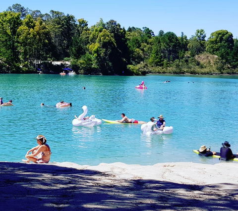 Black Diamond Lake - Inverell Accommodation 0
