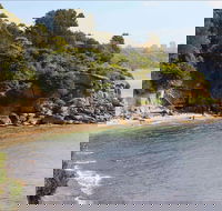 Captain Cook's Landing Place - Inverell Accommodation