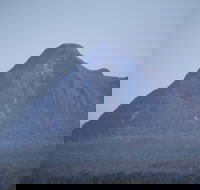 Mount Beerwah - Inverell Accommodation