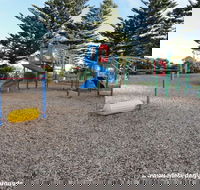 Susan Wilson Memorial Playground - Inverell Accommodation