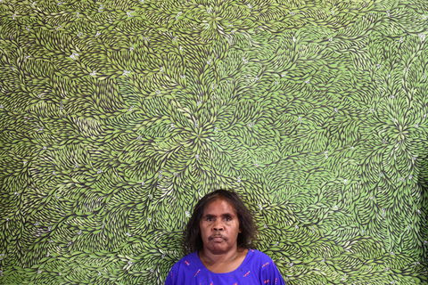 Walkatjara Art - Inverell Accommodation 2