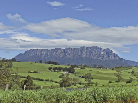 Devonport, Cradle Mountain And The Great Western Tiers - Inverell Accommodation 0