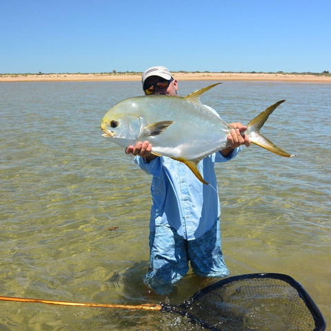 Ningaloo Fly Fishing - Inverell Accommodation 1