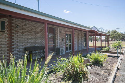 North Bourke Airport - Inverell Accommodation 1