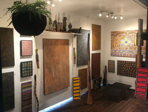 Red Sand Aboriginal Art Gallery - Inverell Accommodation 0