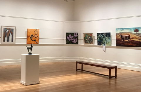 Victorian Artists Society - Inverell Accommodation 0
