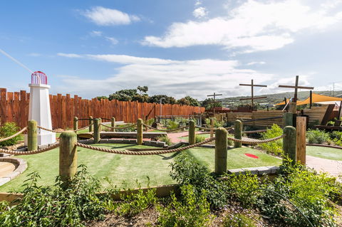 Great Ocean Road Mini Golf - Inverell Accommodation 1