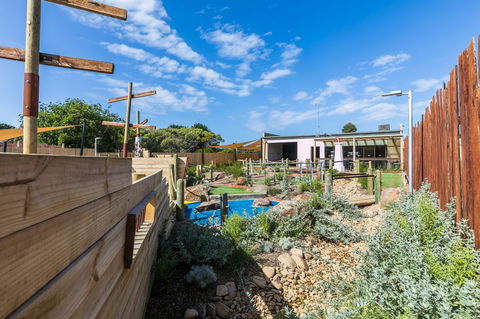 Great Ocean Road Mini Golf - Inverell Accommodation 2