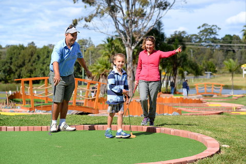 Port Macquarie Driving Range And Mini Golf - Inverell Accommodation 0