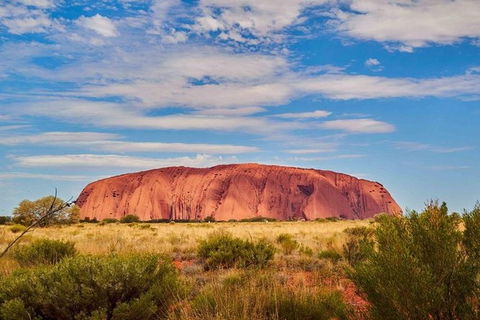 Explore Uluru: 7 Hours Guide Tour At Sunrise With Light Breakfast - Inverell Accommodation 1
