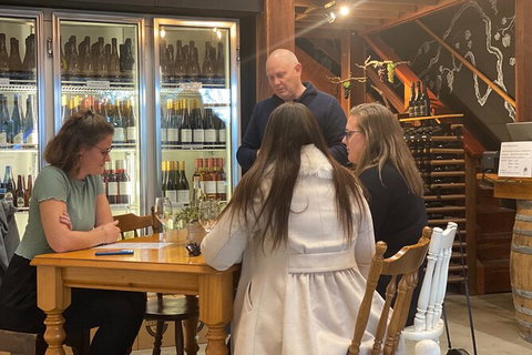 Adelaide Hills Wineries & Hahndorf - Inverell Accommodation 4