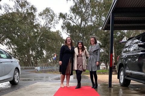 Adelaide Hills Wineries & Hahndorf - Inverell Accommodation 5