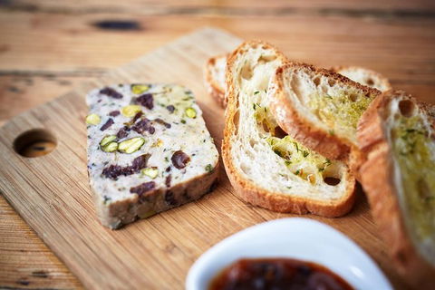 Family Lunch - Tapas And Wine For 4 People - Inverell Accommodation 7