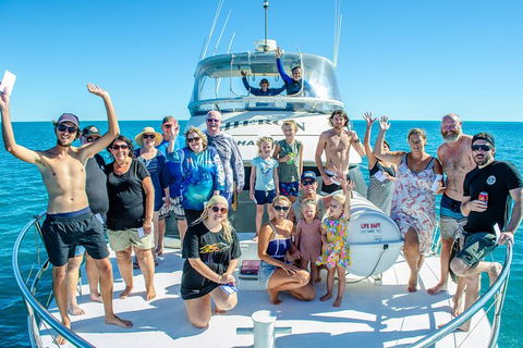 Full-Day Whale Sharks Swimming Experience On Ningaloo Reef - Inverell Accommodation 16