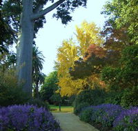Albury Botanic Garden - Inverell Accommodation
