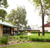 Clairault  Streicker Wines - Inverell Accommodation