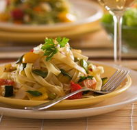 Piazza Italia - Inverell Accommodation