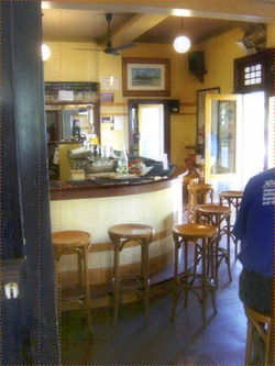 Bangalow Hotel - Inverell Accommodation 3