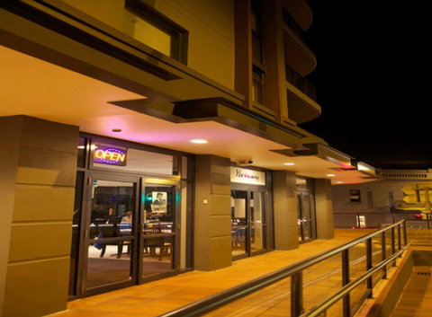 Yiamas Greek Taverna - Inverell Accommodation 0