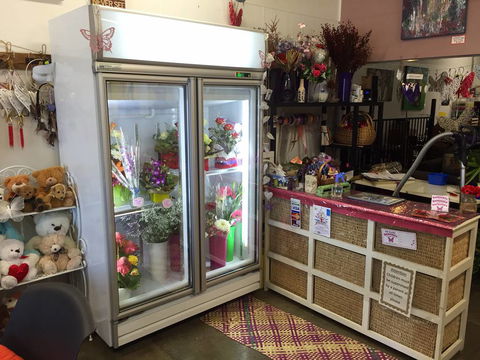 Savannah’s Gifts, Cafe & Flowers - Inverell Accommodation 1