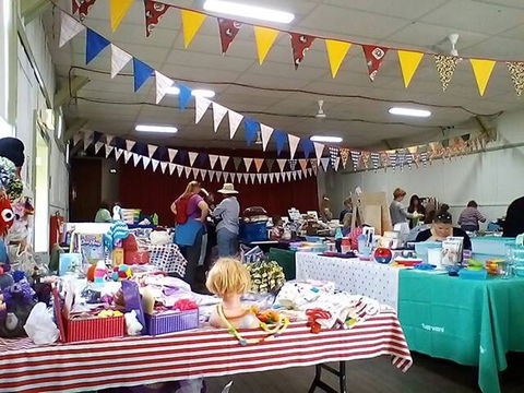 Tarago Craft, Art, Produce Seasonal (CAPS) Market - Inverell Accommodation 0