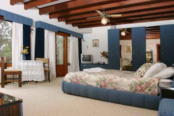 Malua Bay NSW Inverell Accommodation