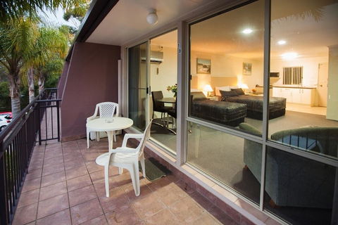 Fairway Motor Inn - Inverell Accommodation 1