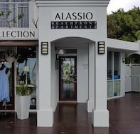 Alassio Palm Cove - Inverell Accommodation