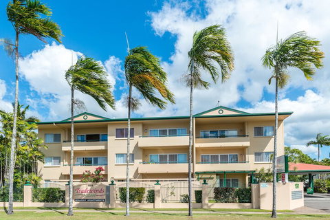 Tradewinds McLeod Holiday Apartments - Inverell Accommodation 2