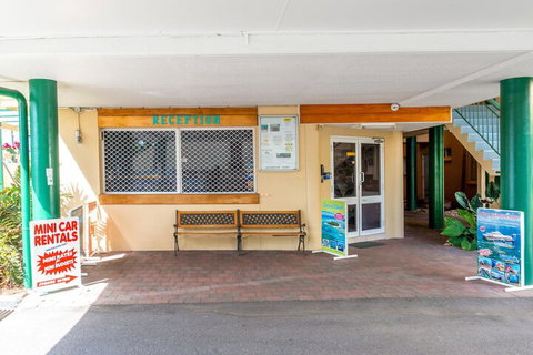 Tradewinds McLeod Holiday Apartments - Inverell Accommodation 4