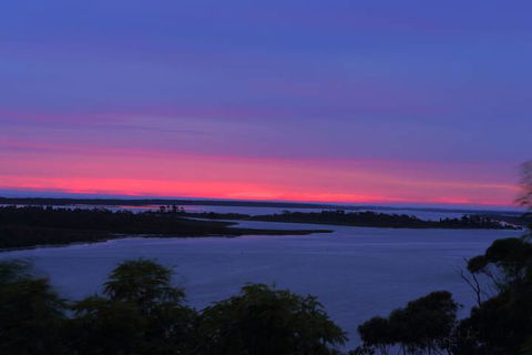 Absolute Lakes Entrance - Inverell Accommodation 2