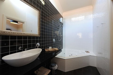 Alexandra Place - Inverell Accommodation 2