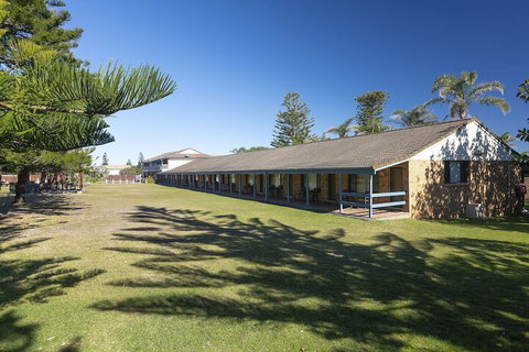 Seashells Beachfront Resort - Inverell Accommodation 1