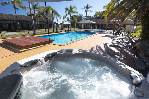 Seashells Beachfront Resort - Inverell Accommodation 4