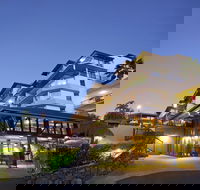 at Water's Edge Resort - Inverell Accommodation