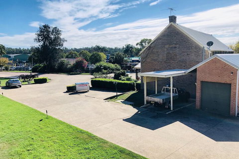 Campbelltown Colonial Motor Inn - Inverell Accommodation 3