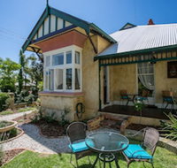 Danum House B  B - Inverell Accommodation