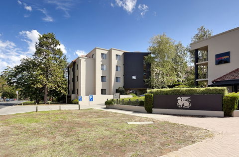 Astra Apartments - The Griffin - Inverell Accommodation 2