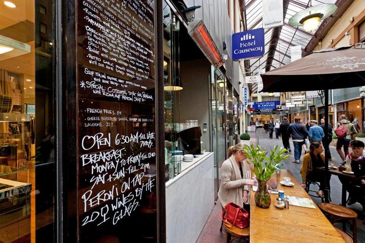 Melbourne City VIC Inverell Accommodation